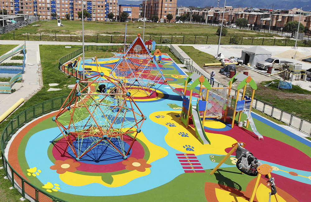 Parque ciudadela porvenir etapa 1 bogota colombia parque infantil juegos infantiles redes berliner galopin kompan bogota