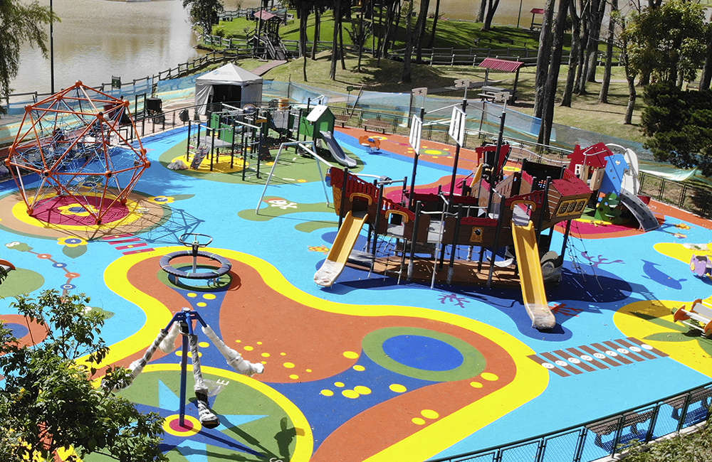 Parque-infantil-bogota-PARQUE DE LOS NOVIOS-KOMPAN- juegos infantiles